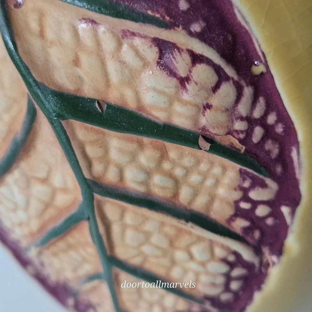 Mid Century American Art Pottery Vase Sgraffito Leaf Relief 7